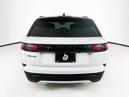 2026 Land Rover Range Rover Velar P250 SE R-Dynamic