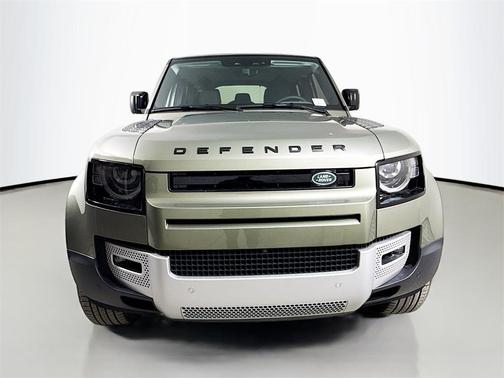 2025 Land Rover Defender 110 P400 S