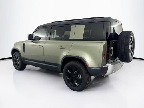 2025 Land Rover Defender 110 P400 S