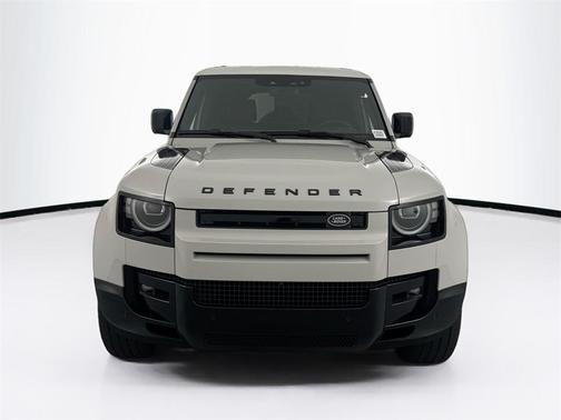 2026 Land Rover Defender P400 X-Dynamic SE