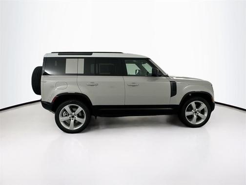 2026 Land Rover Defender P400 X-Dynamic SE