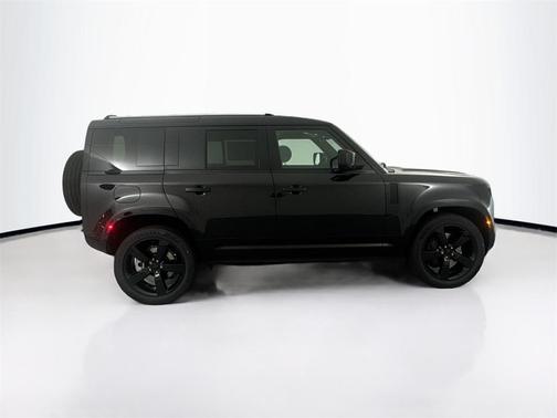 2026 Land Rover Defender P400 X-Dynamic SE