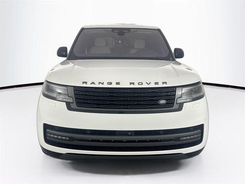 2023 Land Rover Range Rover P530 SE