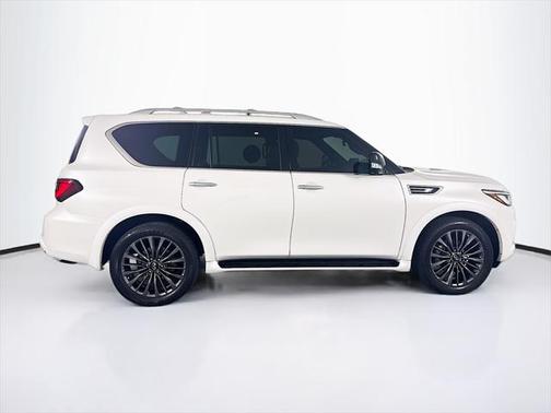 2023 INFINITI QX80 SENSORY AWD