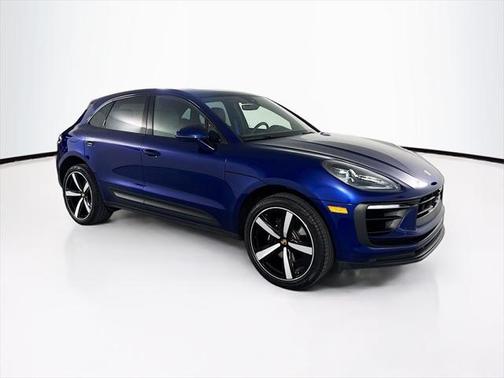 2024 Porsche Macan Base