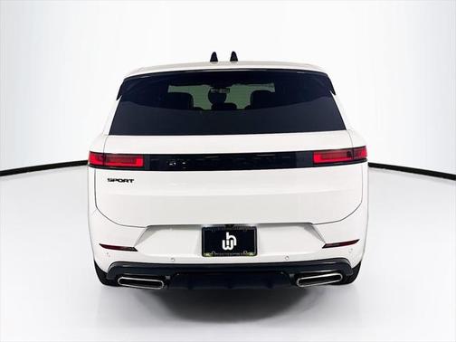 2025 Land Rover Range Rover Sport SE