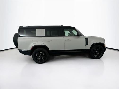 2026 Land Rover Defender P400 X-Dynamic SE