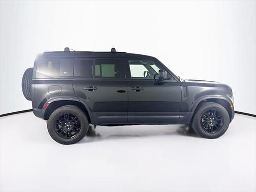 2023 Land Rover Defender 110 S