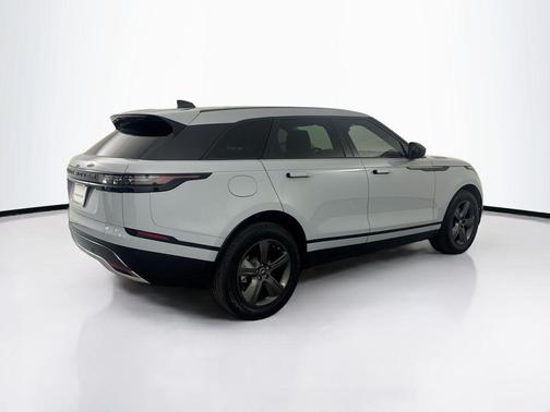 Arroios Grey Metallic 2025 Land Rover Range Rover Velar P250 SE R-Dynamic