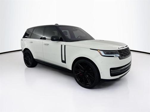 2023 Land Rover Range Rover P530 SE