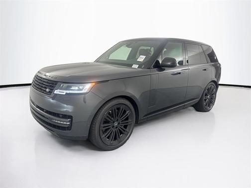 2025 Land Rover Range Rover P530 SE