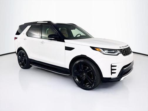 2025 Land Rover Discovery P360 Dynamic SE