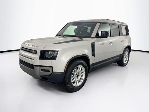 Borasco Grey Metallic 2026 Land Rover Defender P300 S