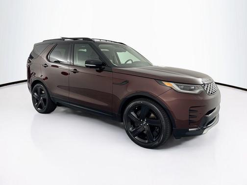 Sedona Red Metallic 2026 Land Rover Discovery Gemini Edition