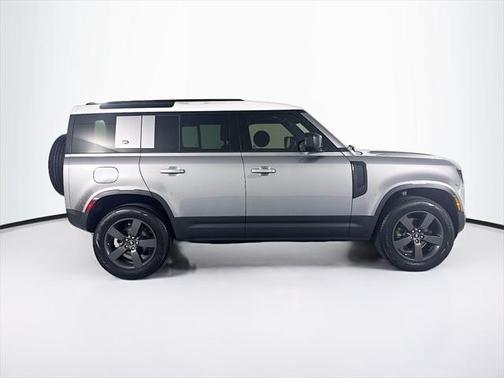 2024 Land Rover Defender 110 P300