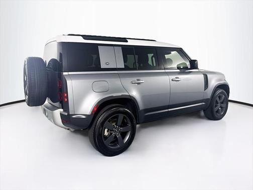 2024 Land Rover Defender 110 P300