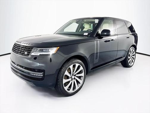 2025 Land Rover Range Rover P530 SE