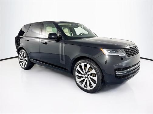 2025 Land Rover Range Rover P530 SE