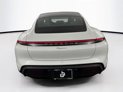 2022 Porsche Taycan Base