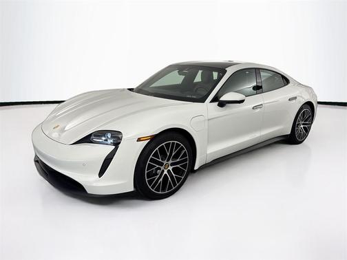 2022 Porsche Taycan Base