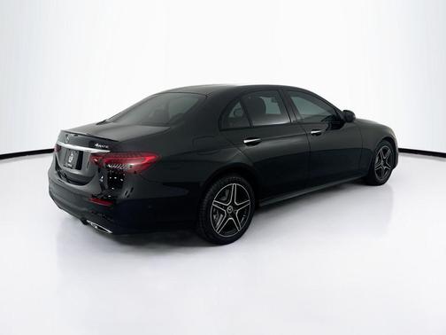 Obsidian Black Metallic 2023 Mercedes-Benz E-Class 4MATIC