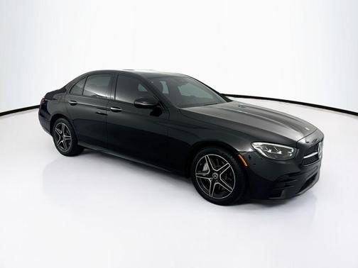 Obsidian Black Metallic 2023 Mercedes-Benz E-Class 4MATIC