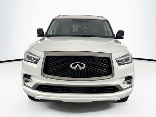 Moonstone White 2024 INFINITI QX80 PREMIUM SELECT AWD