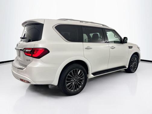 Moonstone White 2024 INFINITI QX80 PREMIUM SELECT AWD