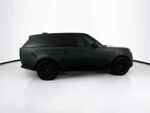 2023 Land Rover Range Rover P530 SE