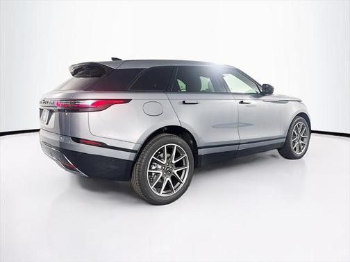 2026 Land Rover Range Rover Velar P400 Dynamic SE