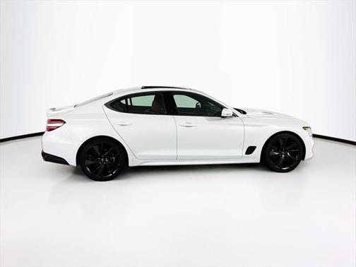 2023 Genesis G70 2.0T RWD