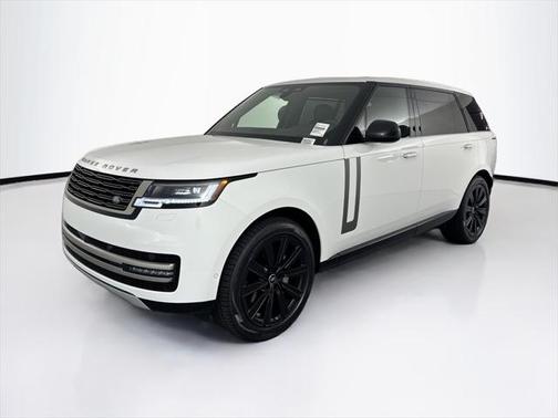 2025 Land Rover Range Rover P400 SE 7 Seat