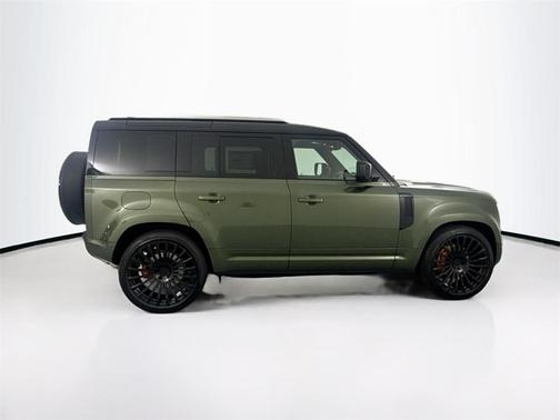 2026 Land Rover Defender P400 X-Dynamic SE