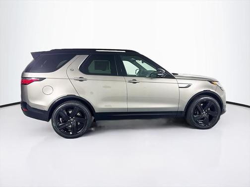 2025 Land Rover Discovery P360 Metropolitan Edition