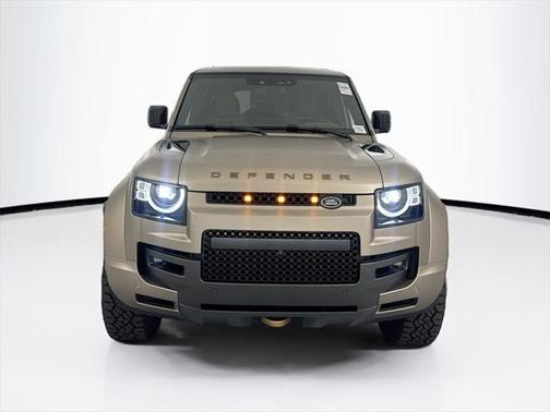 2025 Land Rover Defender P635 OCTA