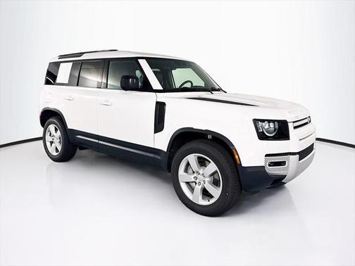 2025 Land Rover Defender 110 P400 S