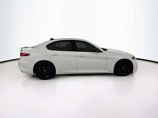 2020 Alfa Romeo Giulia Sport