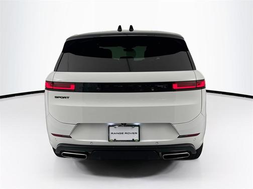 2024 Land Rover Range Rover Sport SE