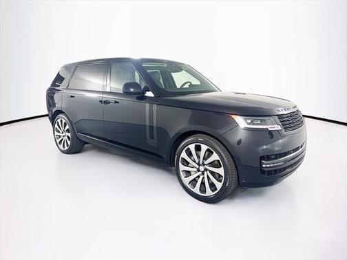 2025 Land Rover Range Rover P530 SE 7 Seat
