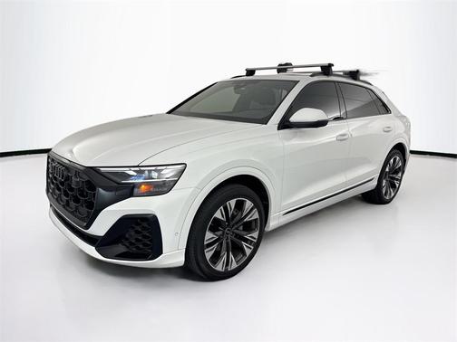 2024 Audi Q8 55 Premium Plus