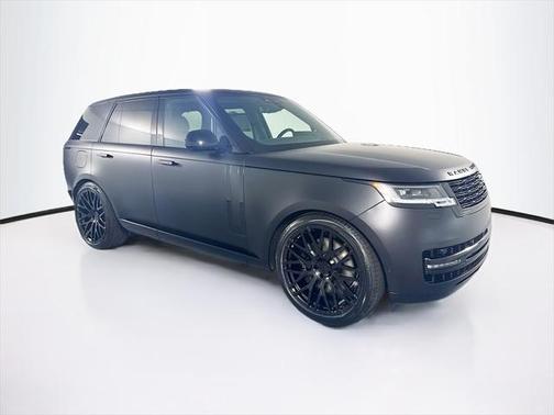 2025 Land Rover Range Rover P530 SE