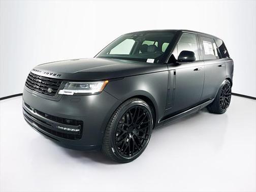 2025 Land Rover Range Rover P530 SE