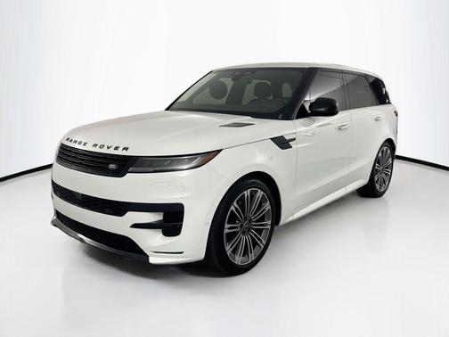 Fuji White 2025 Land Rover Range Rover Sport SE