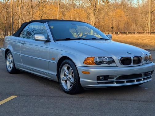 2003 BMW 325 Ci