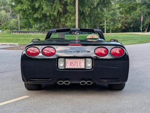 1999 Chevrolet Corvette Base