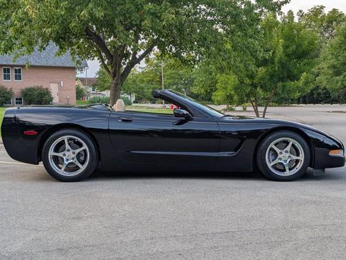 1999 Chevrolet Corvette Base