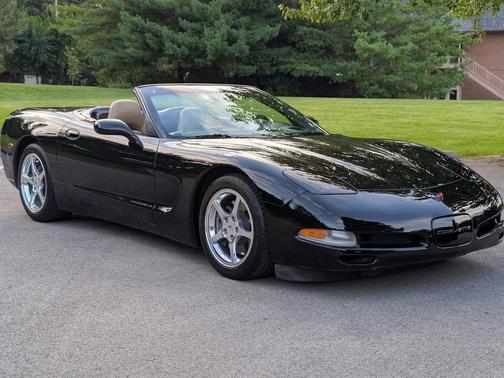 1999 Chevrolet Corvette Base