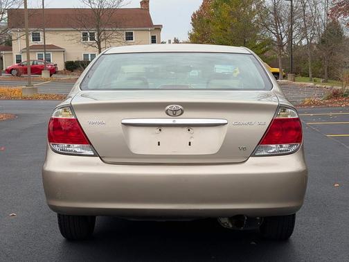 2005 Toyota Camry XLE V6