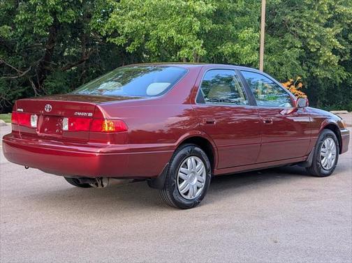 2000 Toyota Camry LE