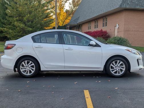 2012 Mazda Mazda3 i Touring
